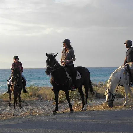Ionian Breeze דירה