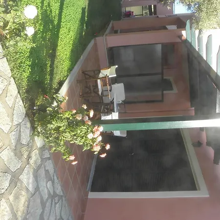 Ionian Breeze Apartman *