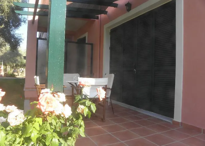 Ionian Breeze アパート Frínion