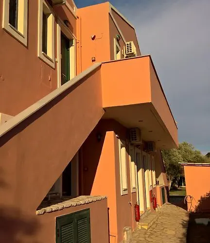 Ionian Breeze * Fríni